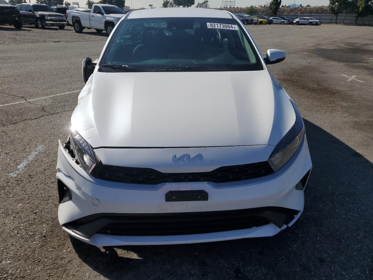 VIN 3KPF24ADXPE559876 2023 KIA FORTE no.5