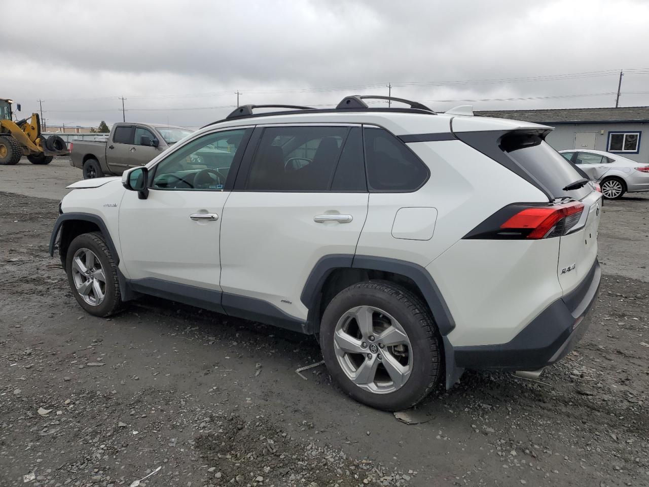2020 Toyota RAV 4 - Image 2