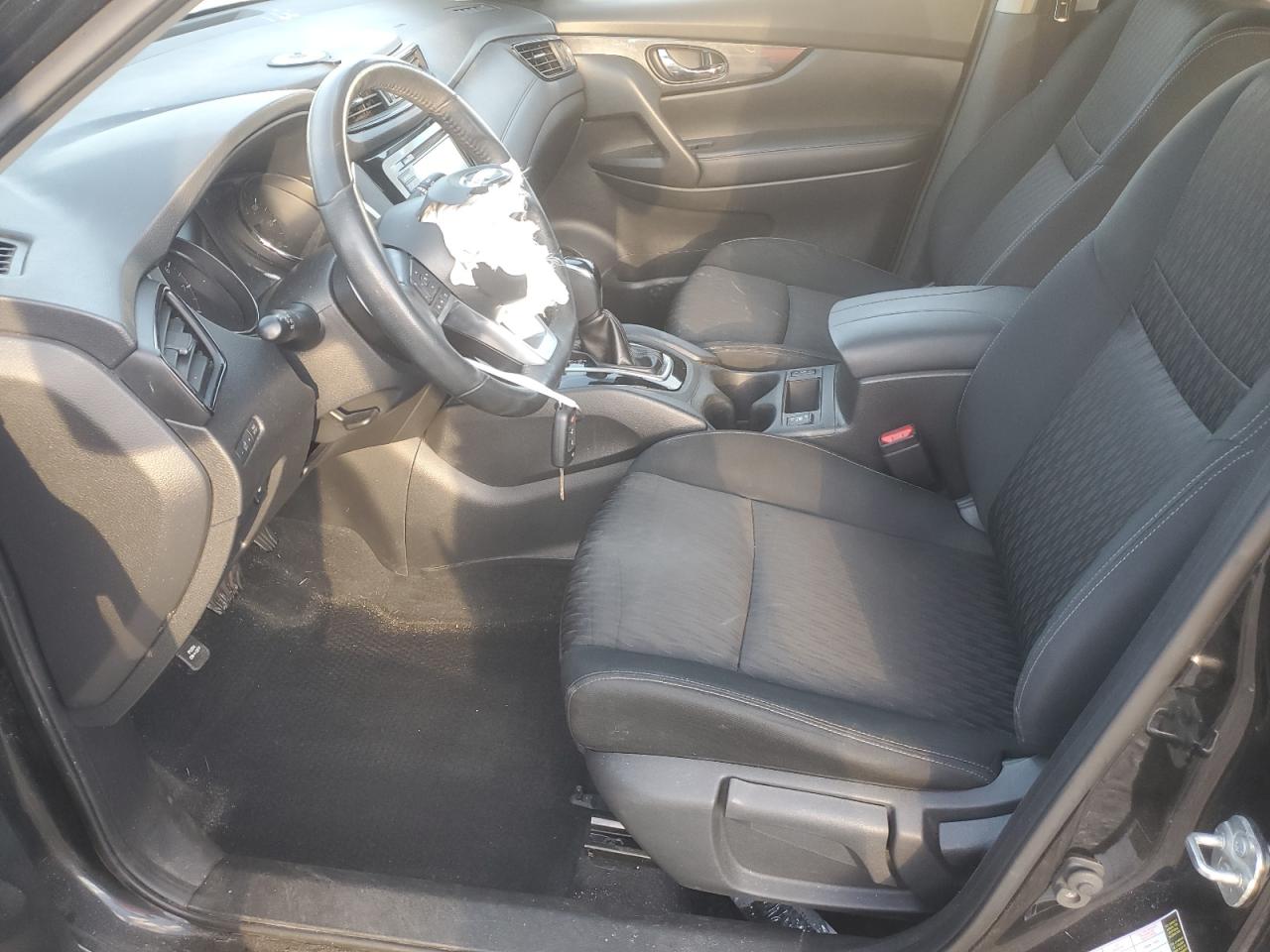 2019 Nissan Rogue - Image 7