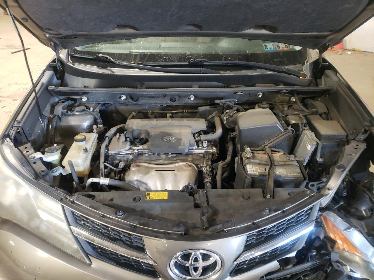 2013 Toyota RAV 4 - Image 12