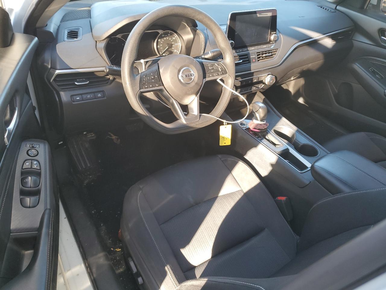 2019 Nissan Altima - Image 8