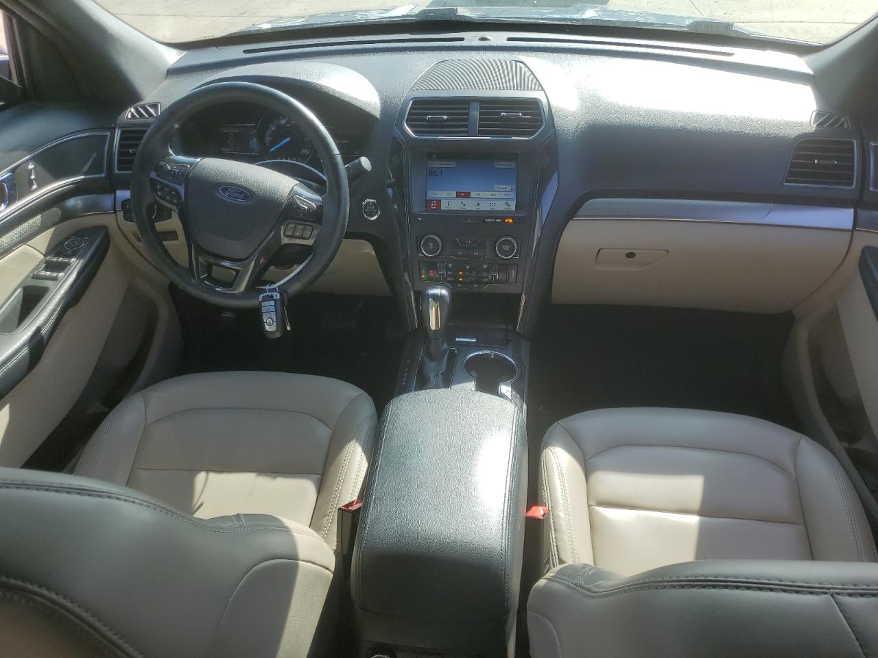 2019 Ford Explorer - Image 8