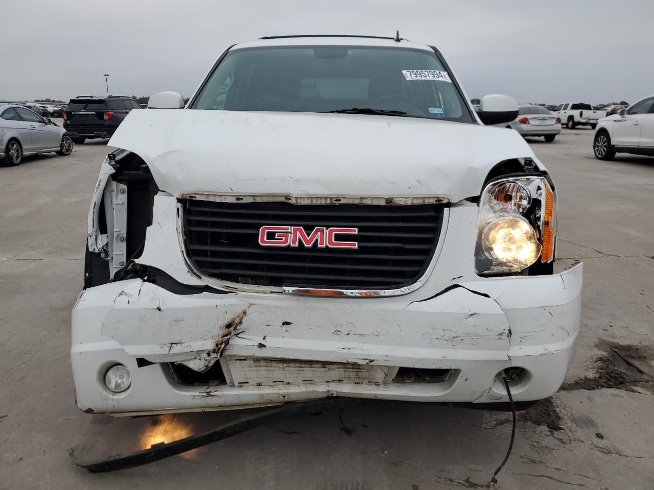 2013 GMC Yukon - Image 5
