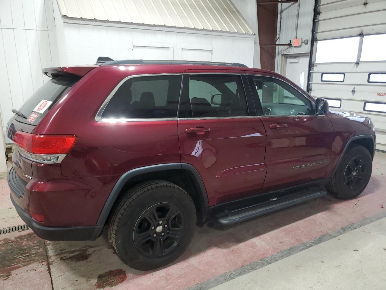 2017 Jeep Grand Cherokee - Image 3