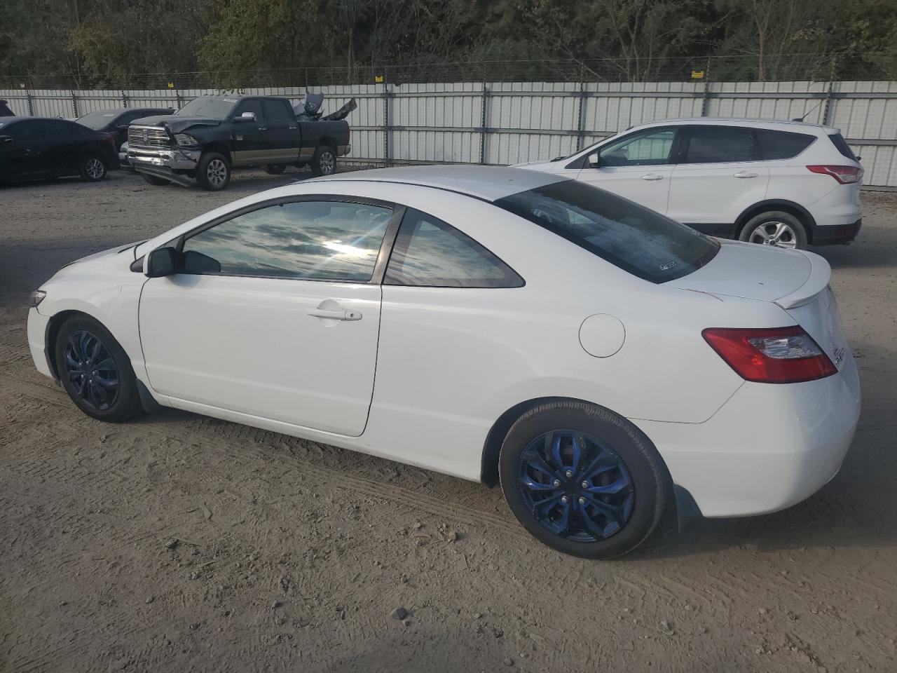 2011 Honda Civic - Image 2
