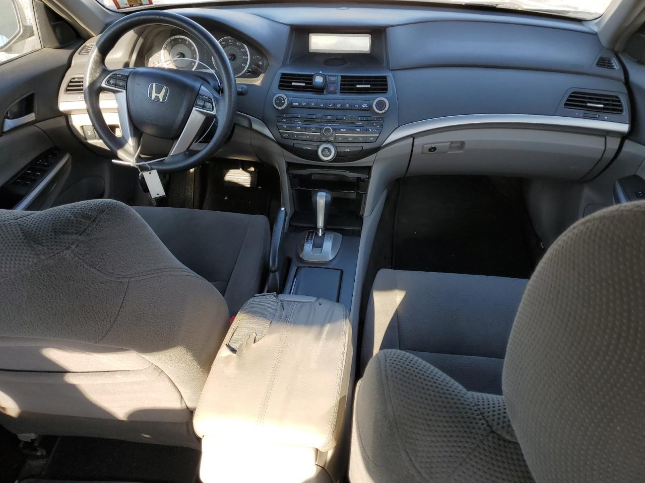 2008 Honda Accord - Image 8