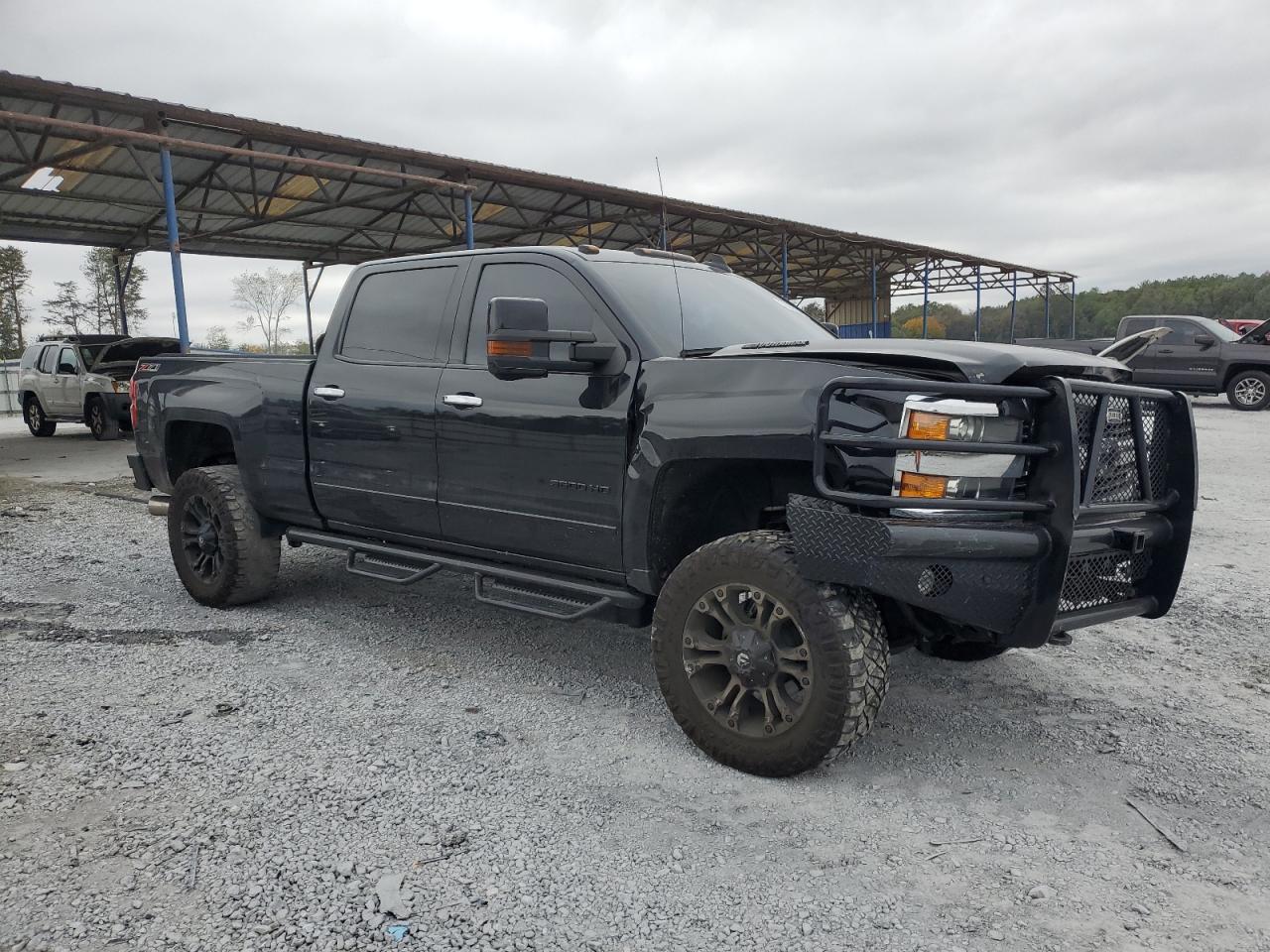 2016 Chevrolet Silverado - Image 4