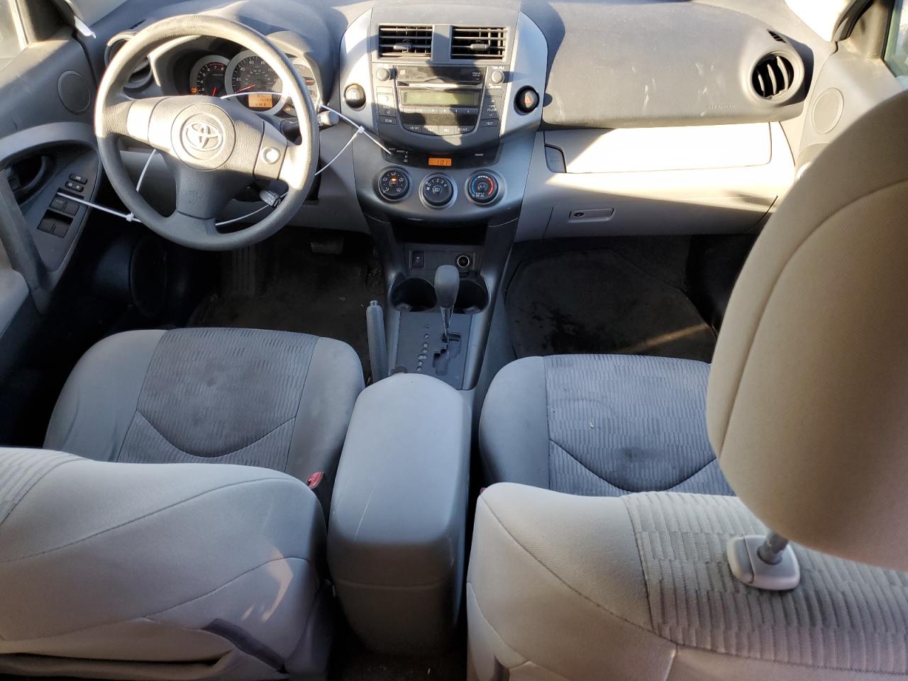 2011 Toyota RAV 4 - Image 8