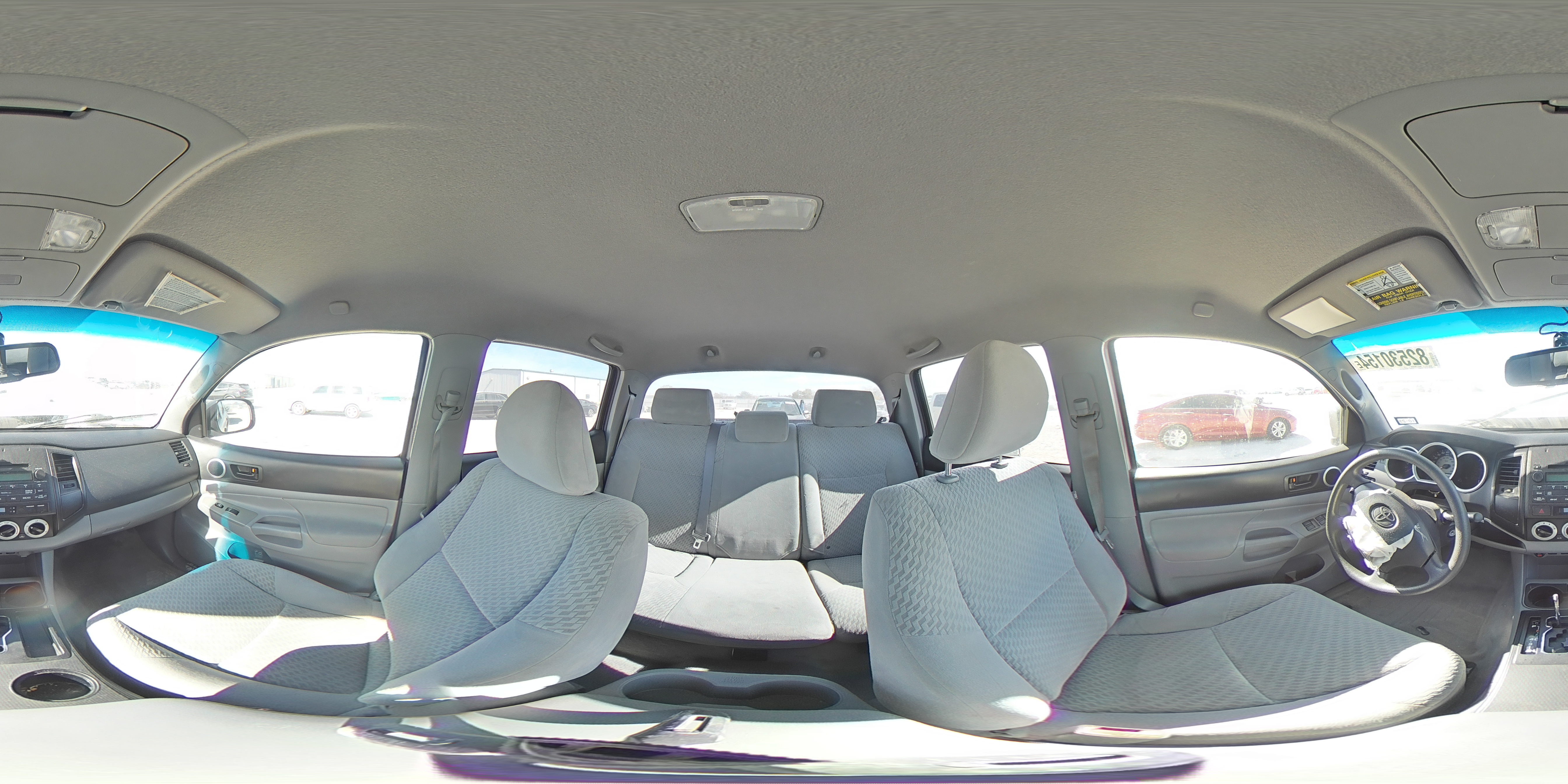 2011 Toyota Tacoma - Image 13
