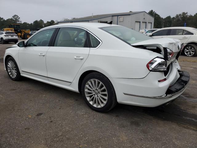  VOLKSWAGEN PASSAT 2016 White