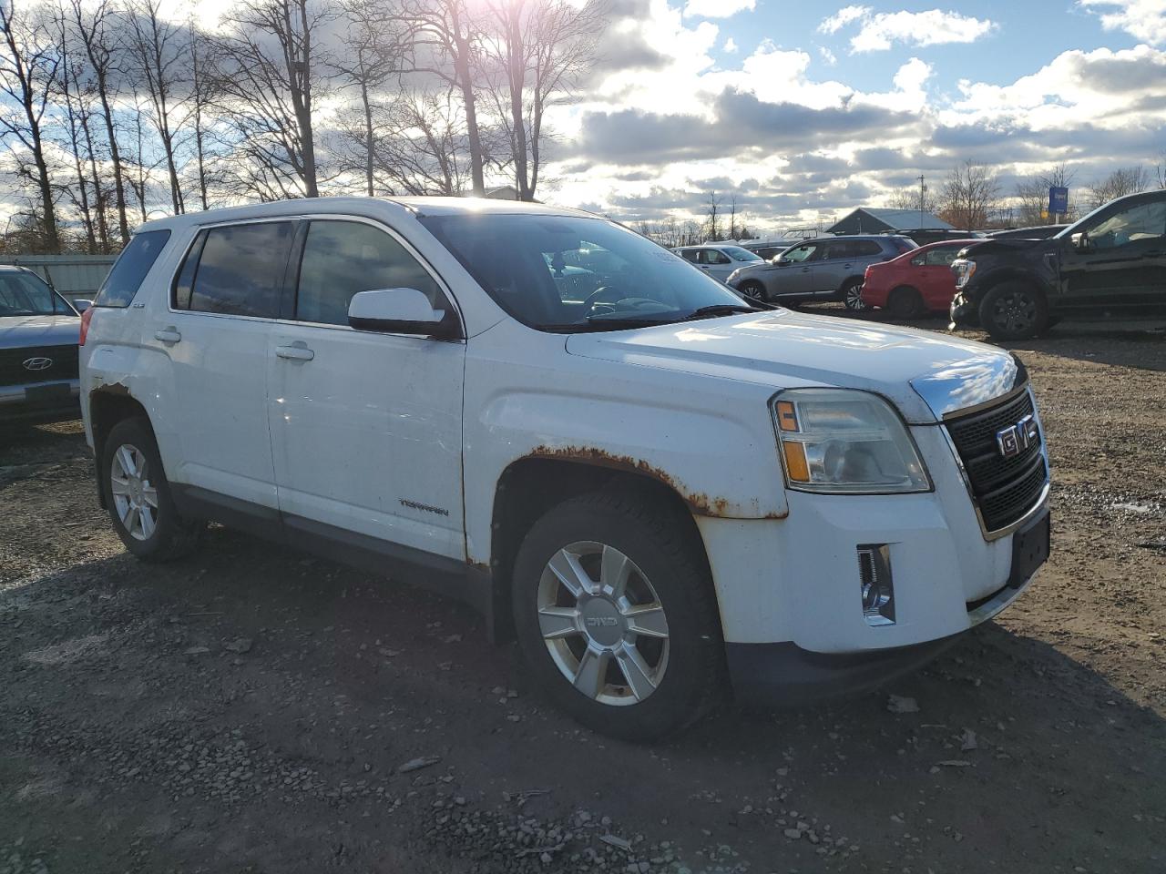 2011 GMC Terrain - Image 4