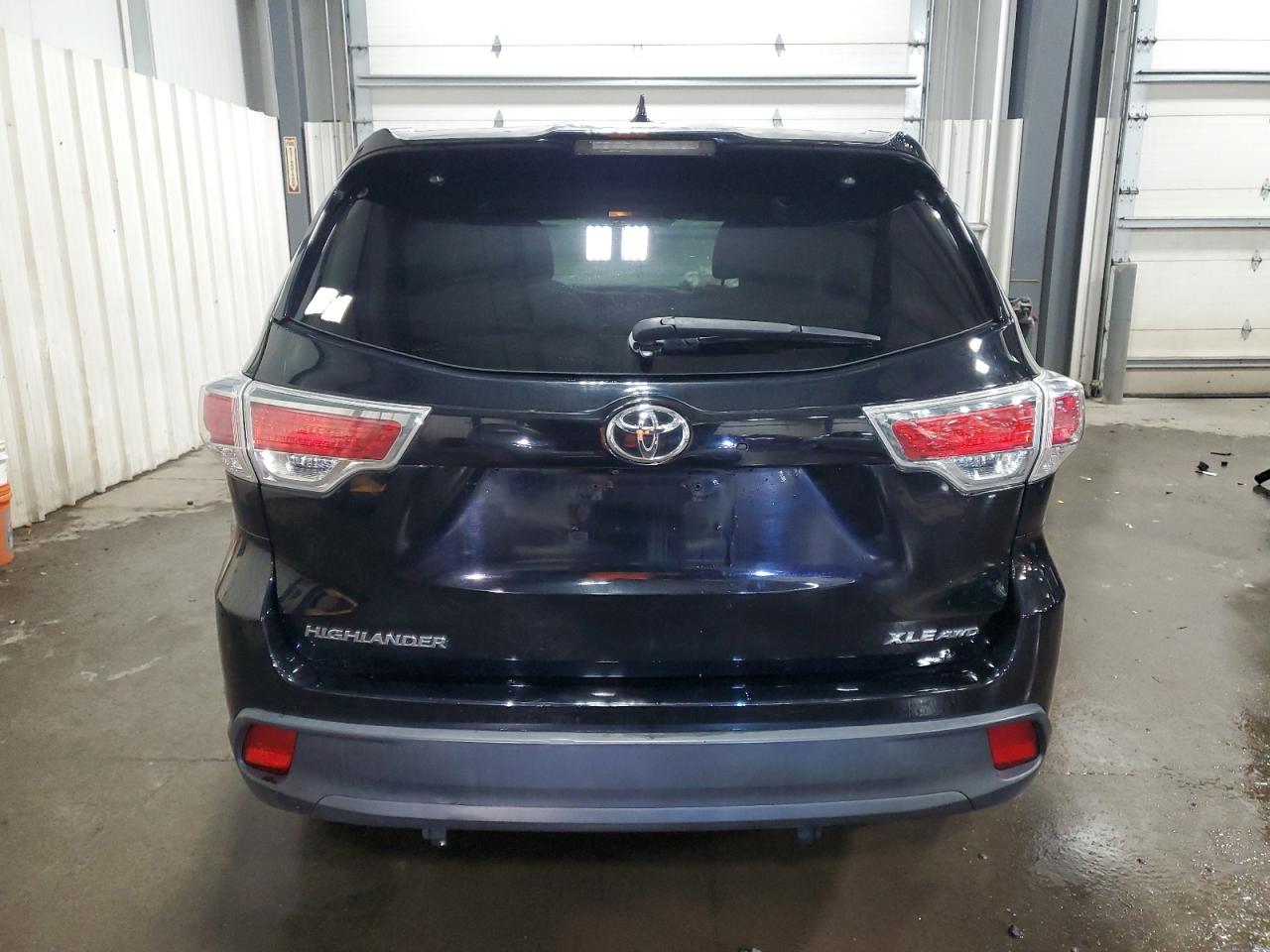 2014 Toyota Highlander Xle VIN: 5TDJKRFH2ES011151 Lot: 79871754