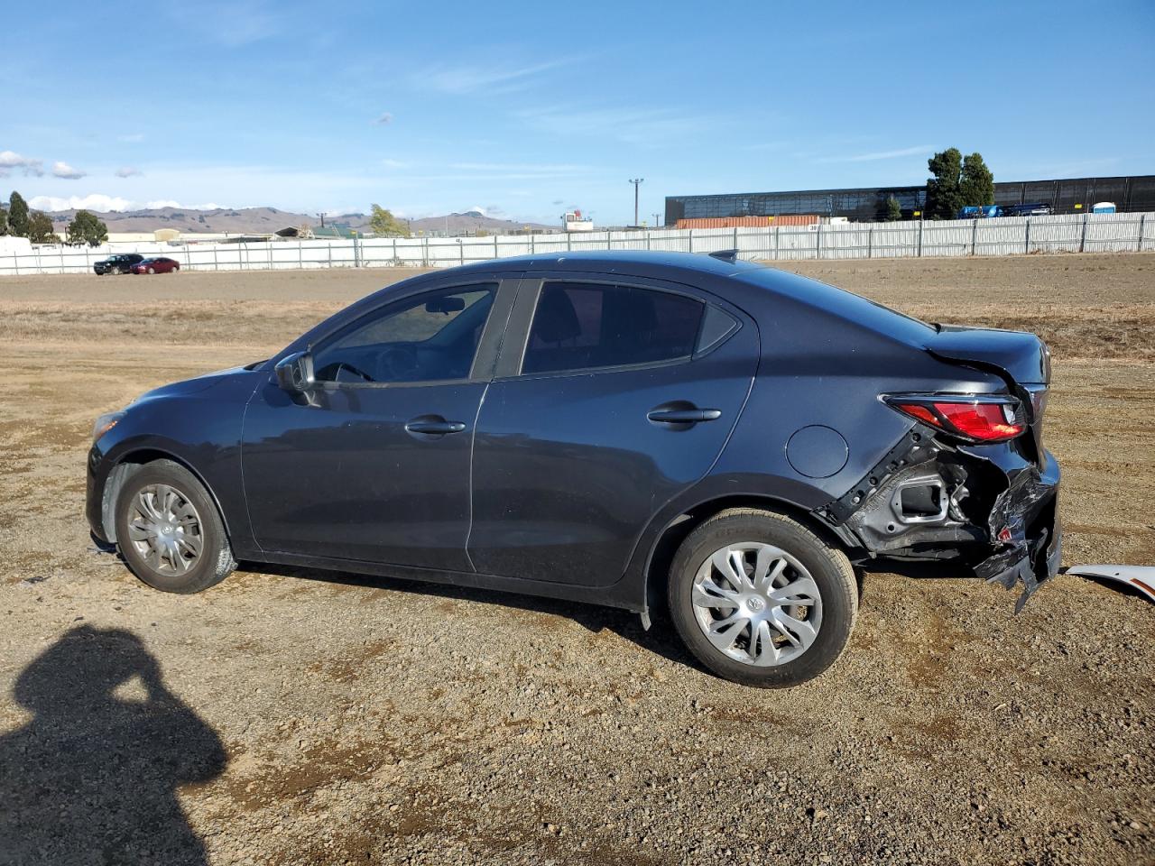 2019 Toyota Yaris - Image 2