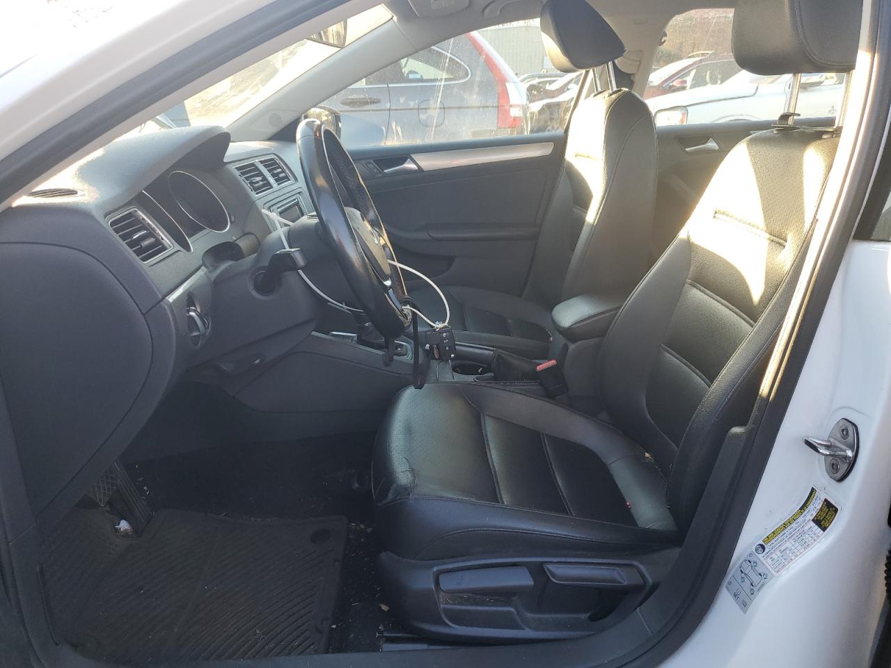2016 Volkswagen Jetta - Image 7