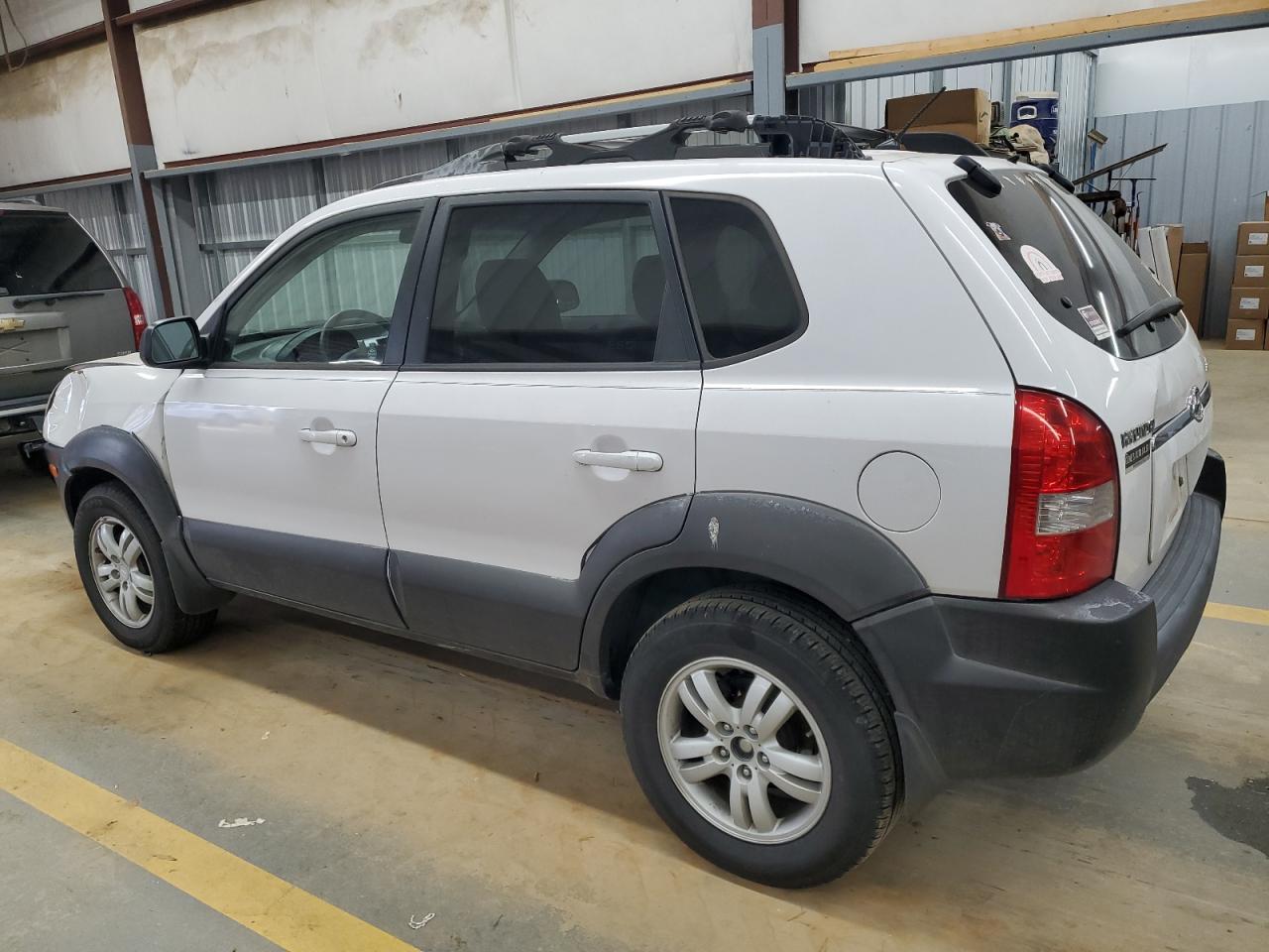 2007 Hyundai Tucson - Image 2