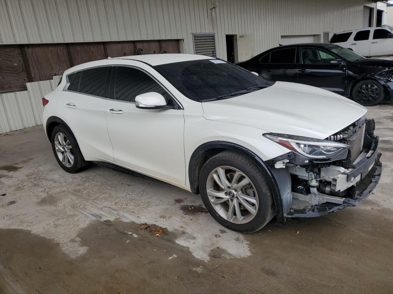 2018 Infiniti QX30 - Image 4