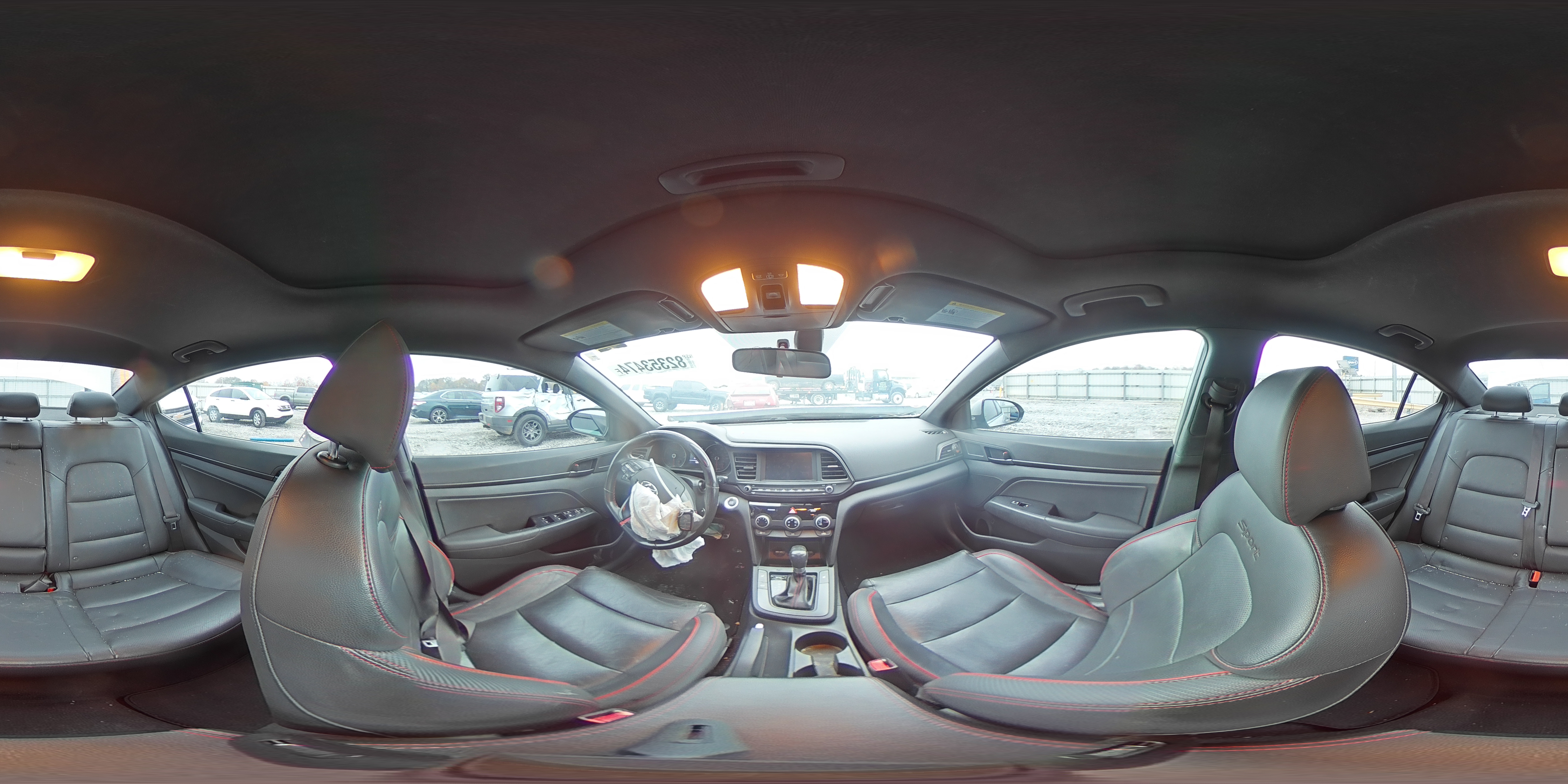 2019 Hyundai Elantra - Image 12