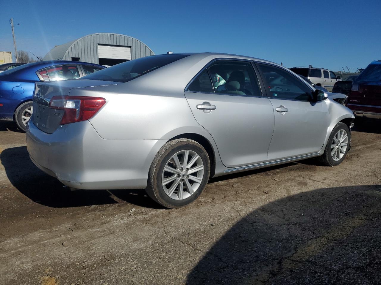 2014 Toyota Camry - Image 3