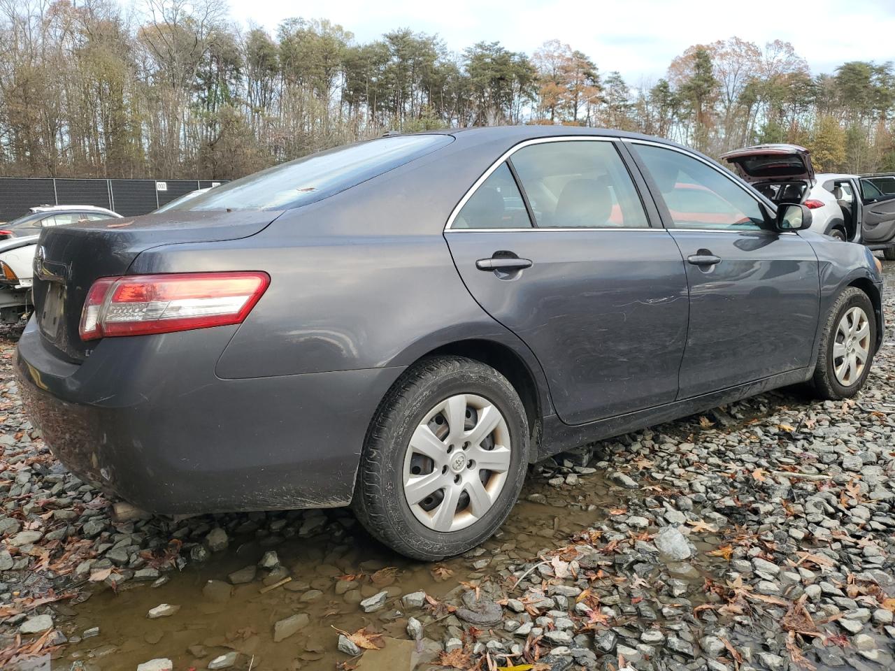 2010 Toyota Camry Base VIN: 4T1BF3EK5AU539125 Lot: 81915974