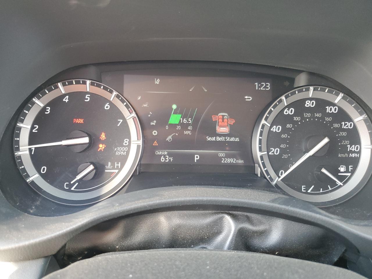 2021 Toyota Highlander - Image 9