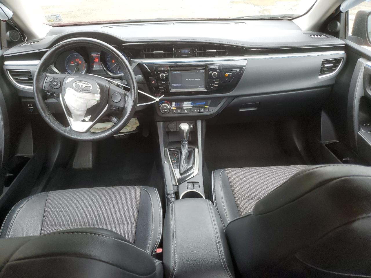 2015 Toyota Corolla - Image 8