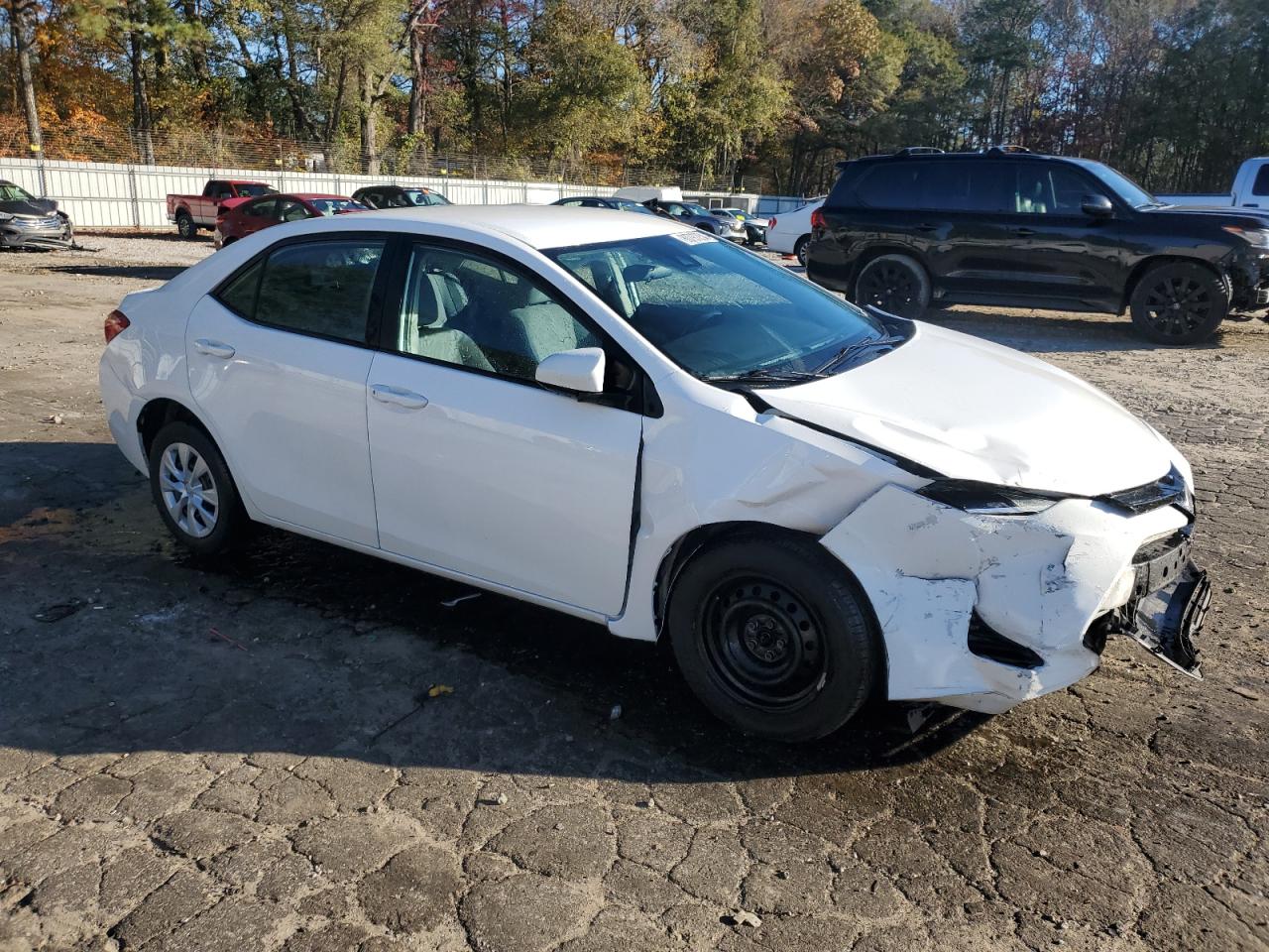 VIN 2T1BURHE3HC757686 2017 TOYOTA COROLLA no.4