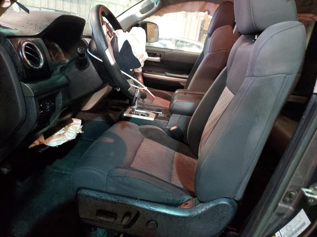2017 Toyota Tundra - Image 7
