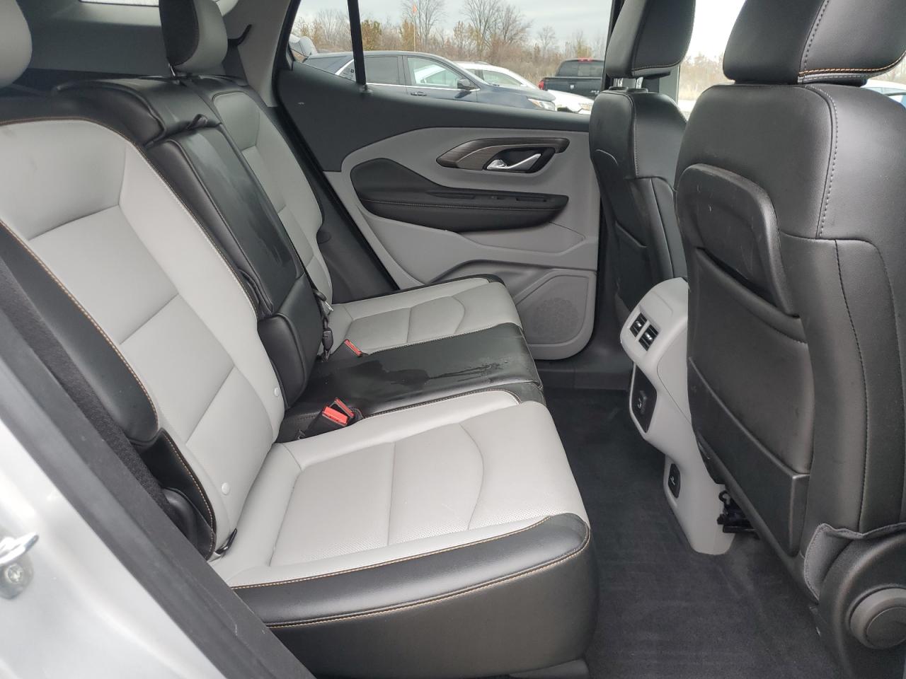2019 GMC Terrain - Image 11