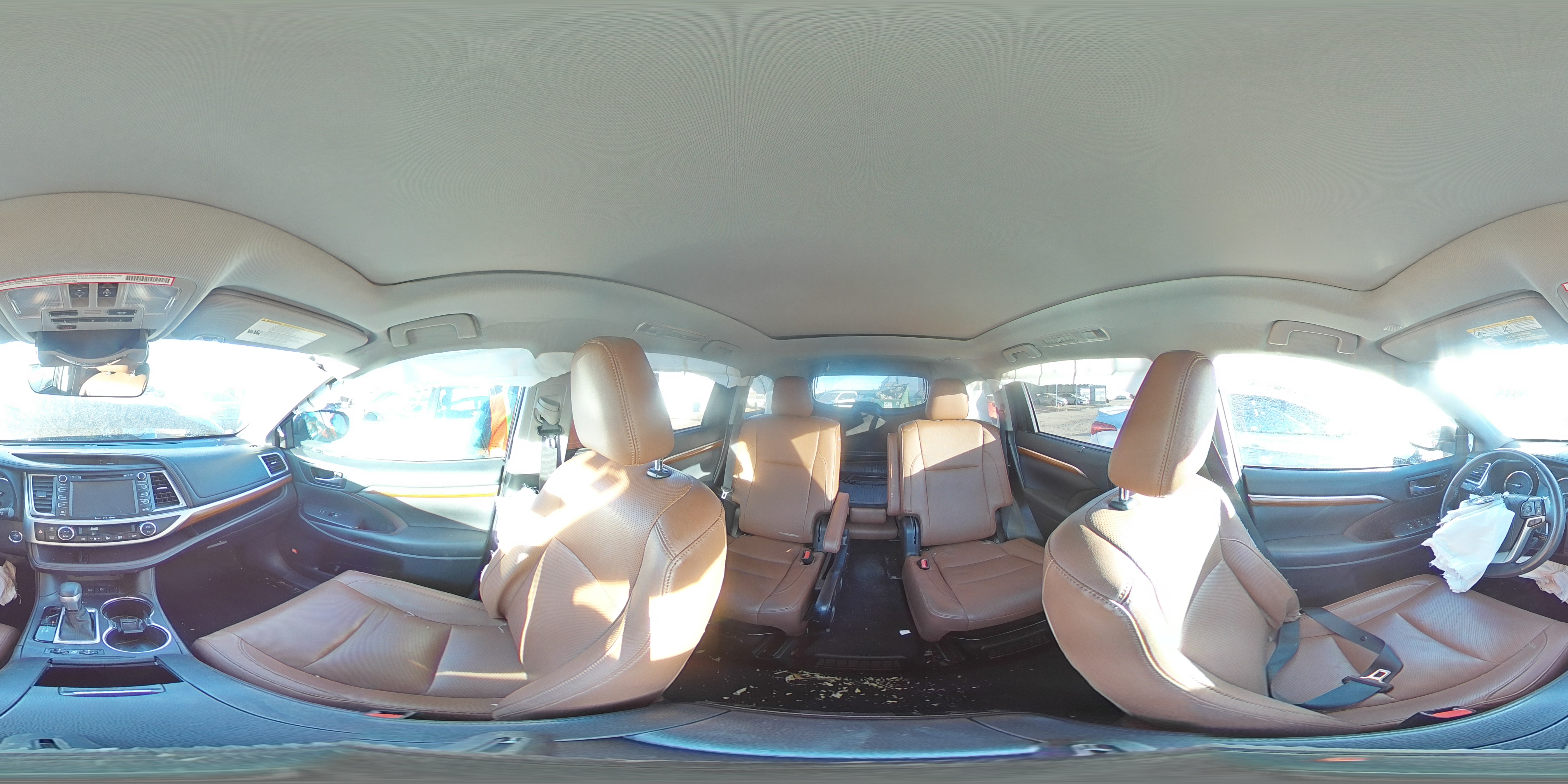 2019 Toyota Highlander - Image 14