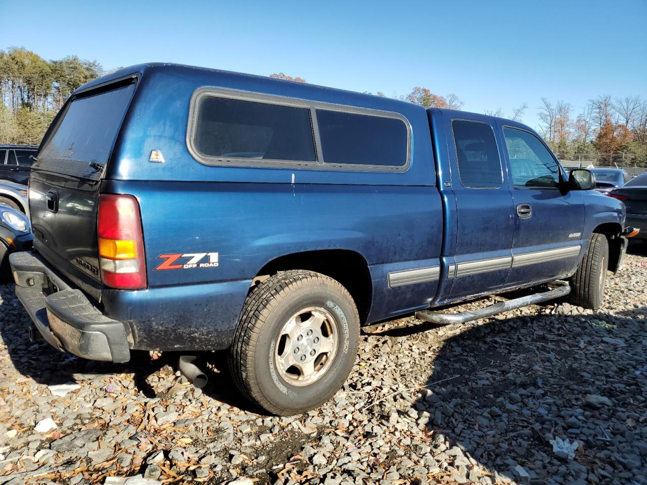 2002 Chevrolet Silverado - Image 3
