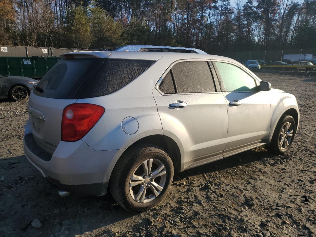 2012 Chevrolet Equinox - Image 3
