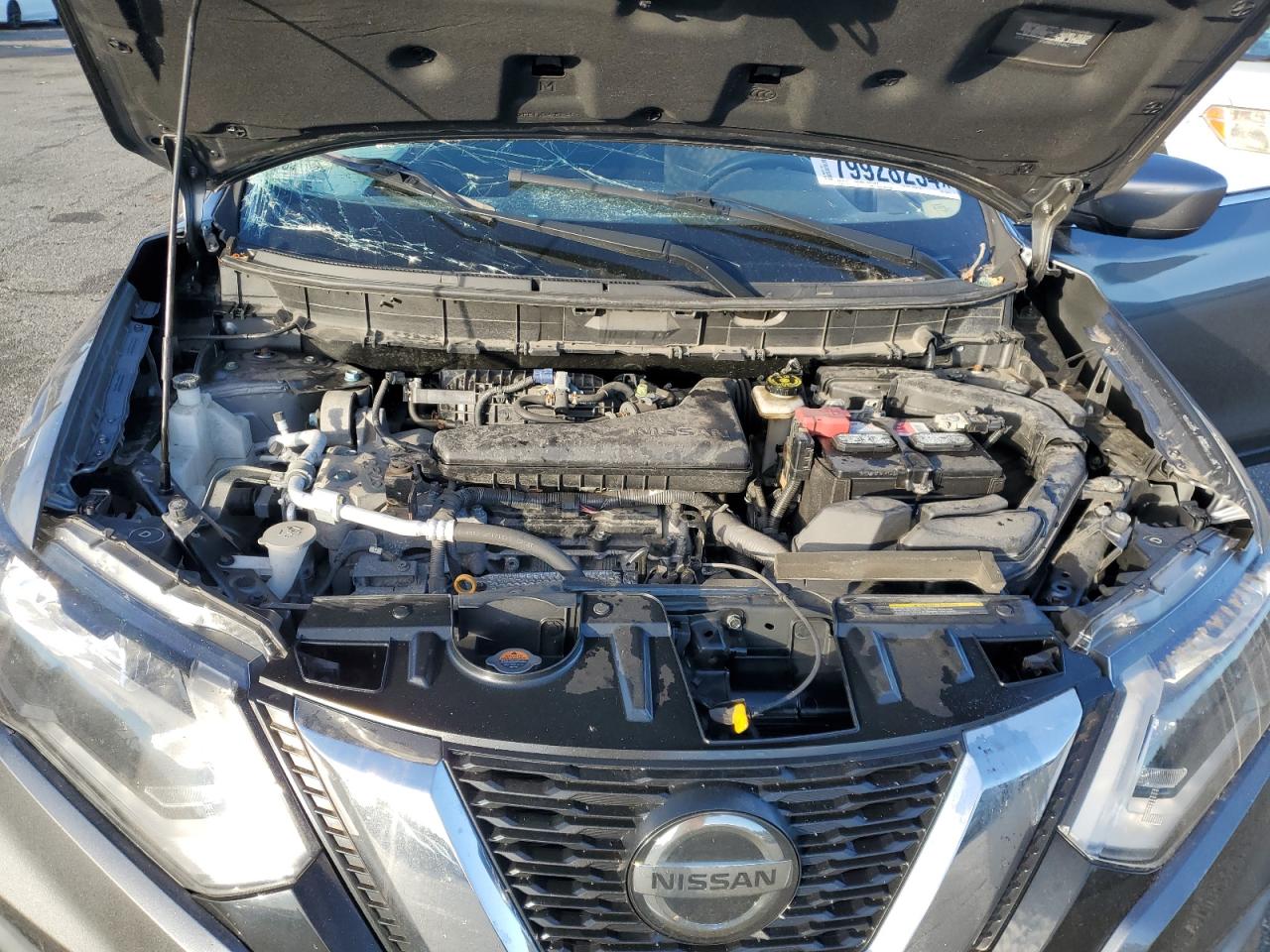 2018 Nissan Rogue - Image 12