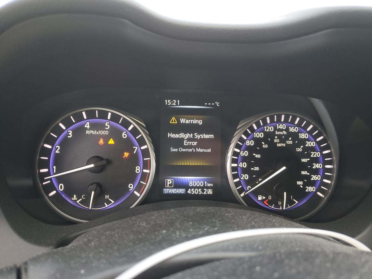 2015 Infiniti Q50 - Image 9