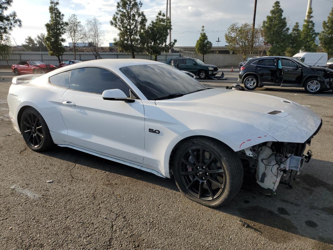 2019 Ford Mustang - Image 4