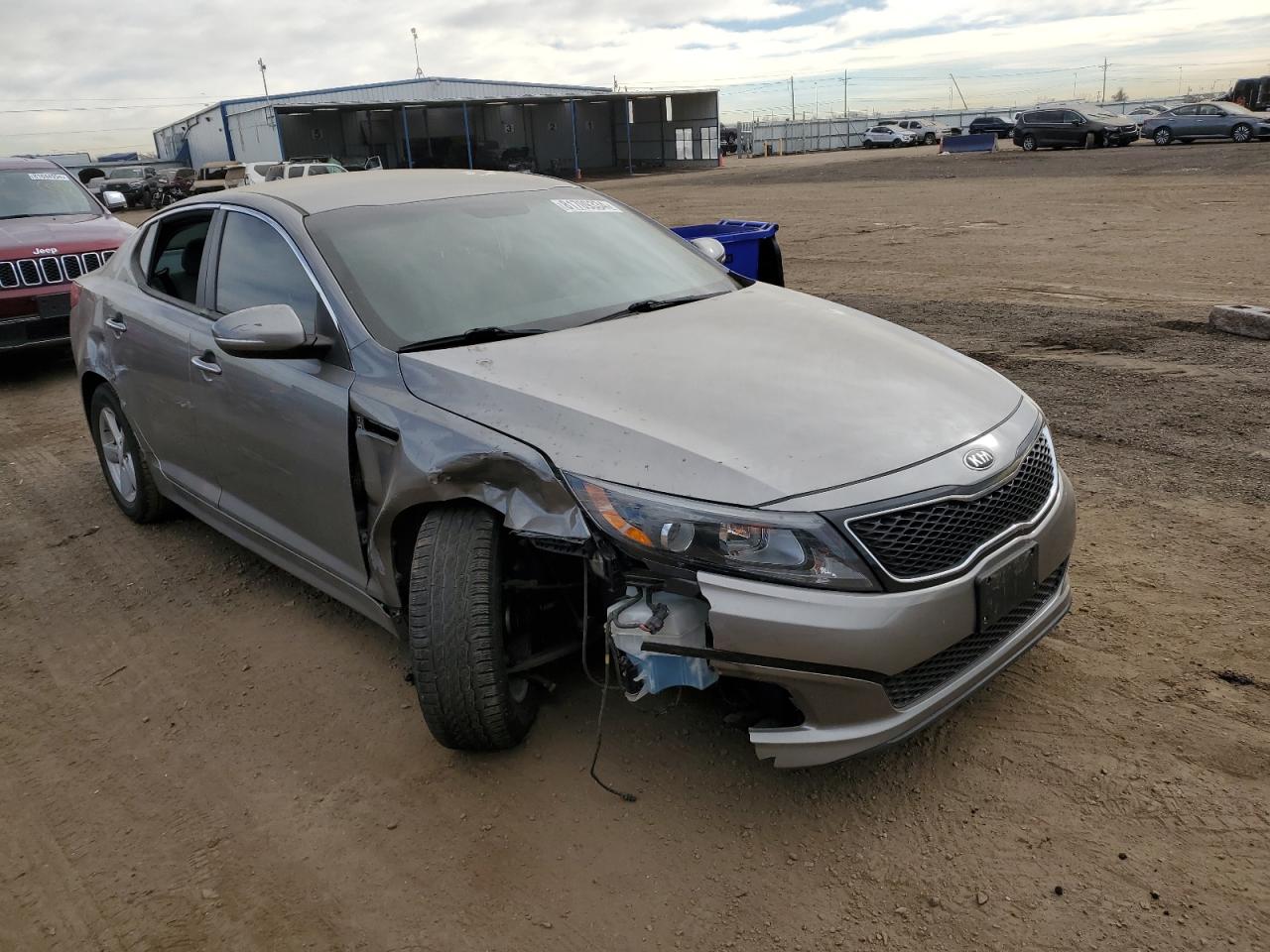 VIN 5XXGM4A7XFG418773 2015 KIA OPTIMA no.4