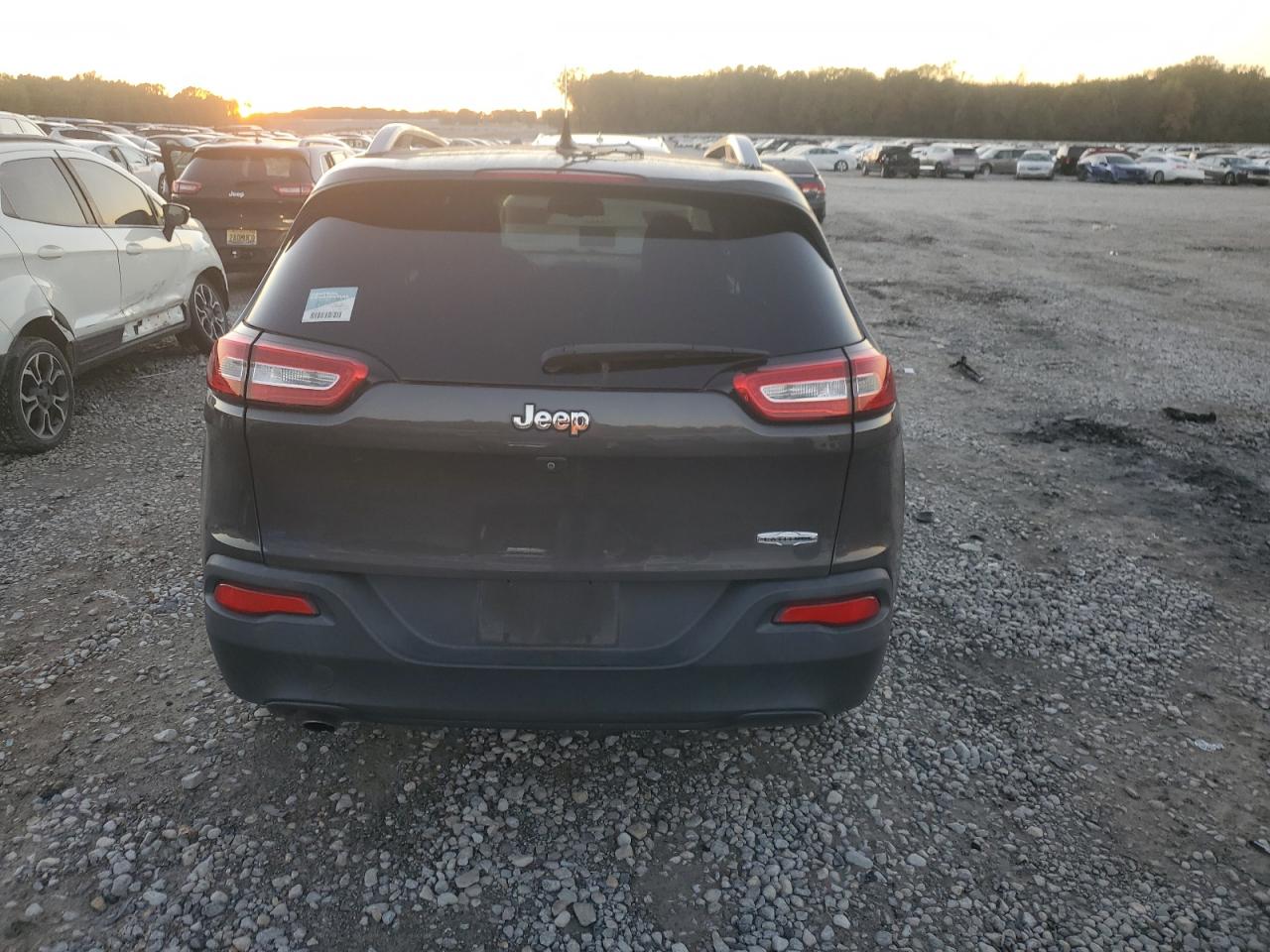 2015 Jeep Grand Cherokee - Image 6