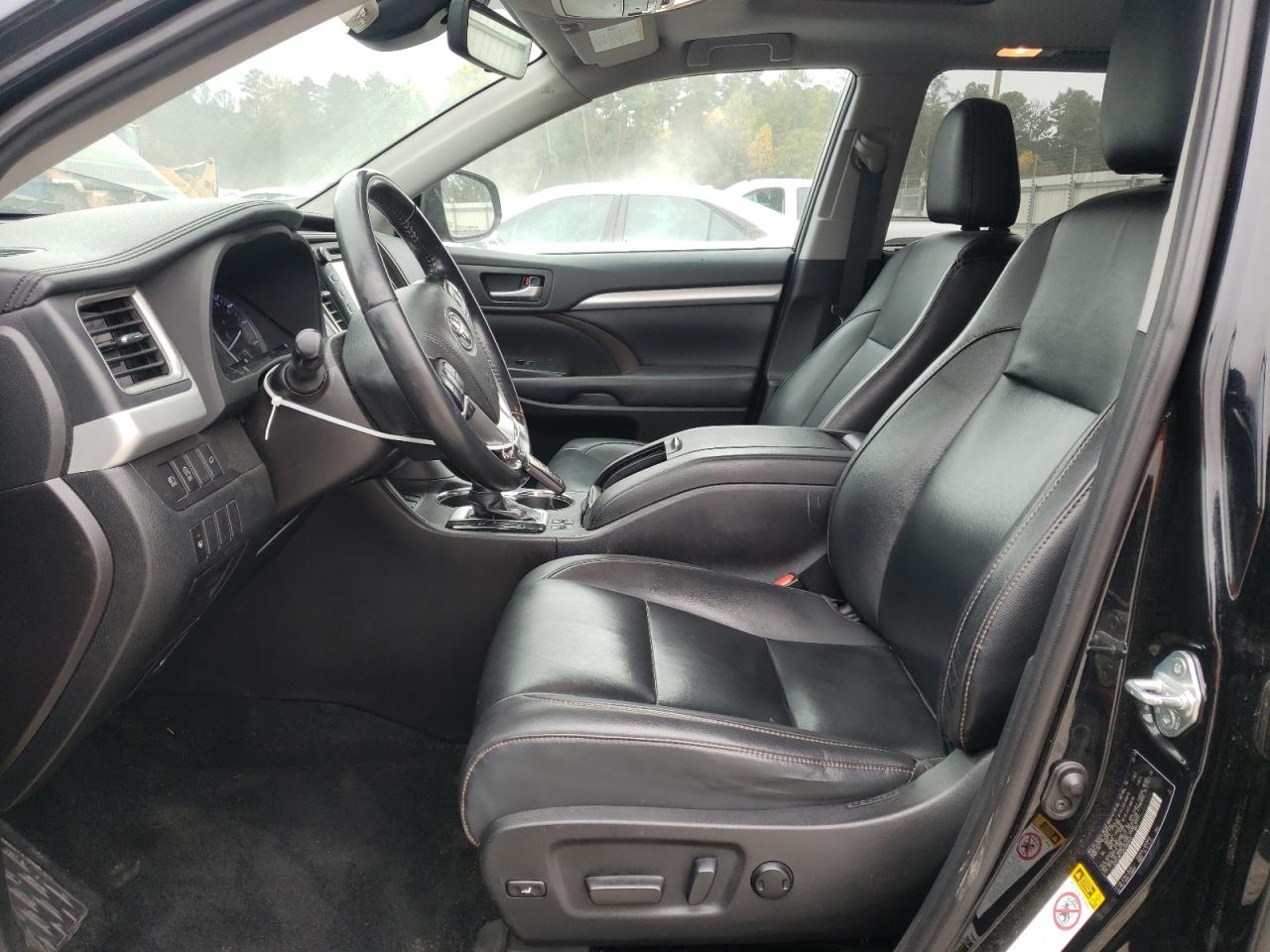 2019 Toyota Highlander - Image 7
