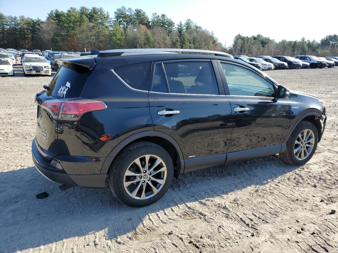 2018 Toyota RAV 4 - Image 3