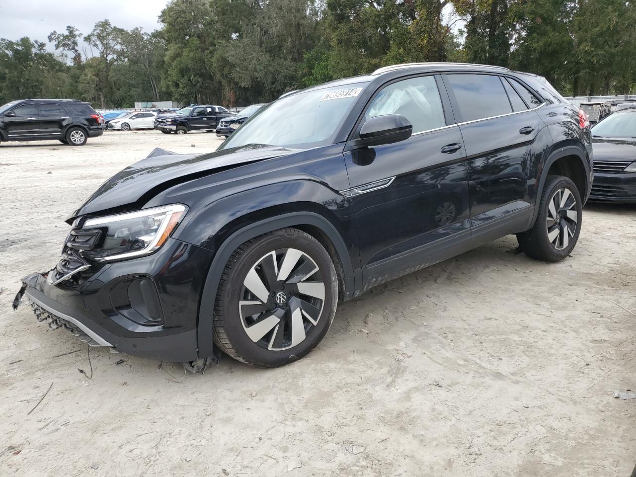 2024 VOLKSWAGEN ATLAS CROSS SPORT SE | 1V2KE2CA3RC243421