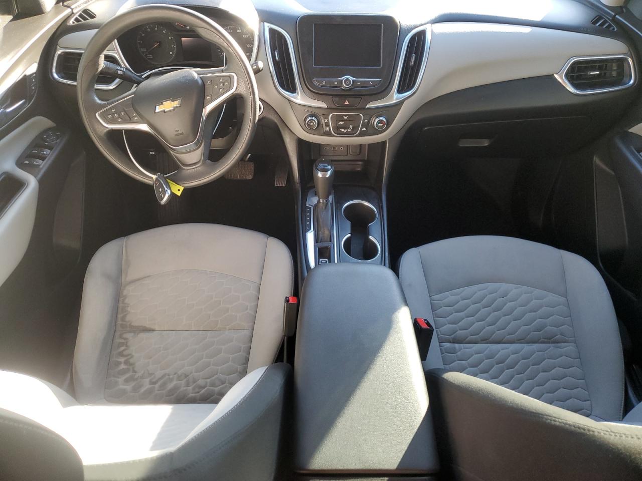2020 Chevrolet Equinox - Image 8