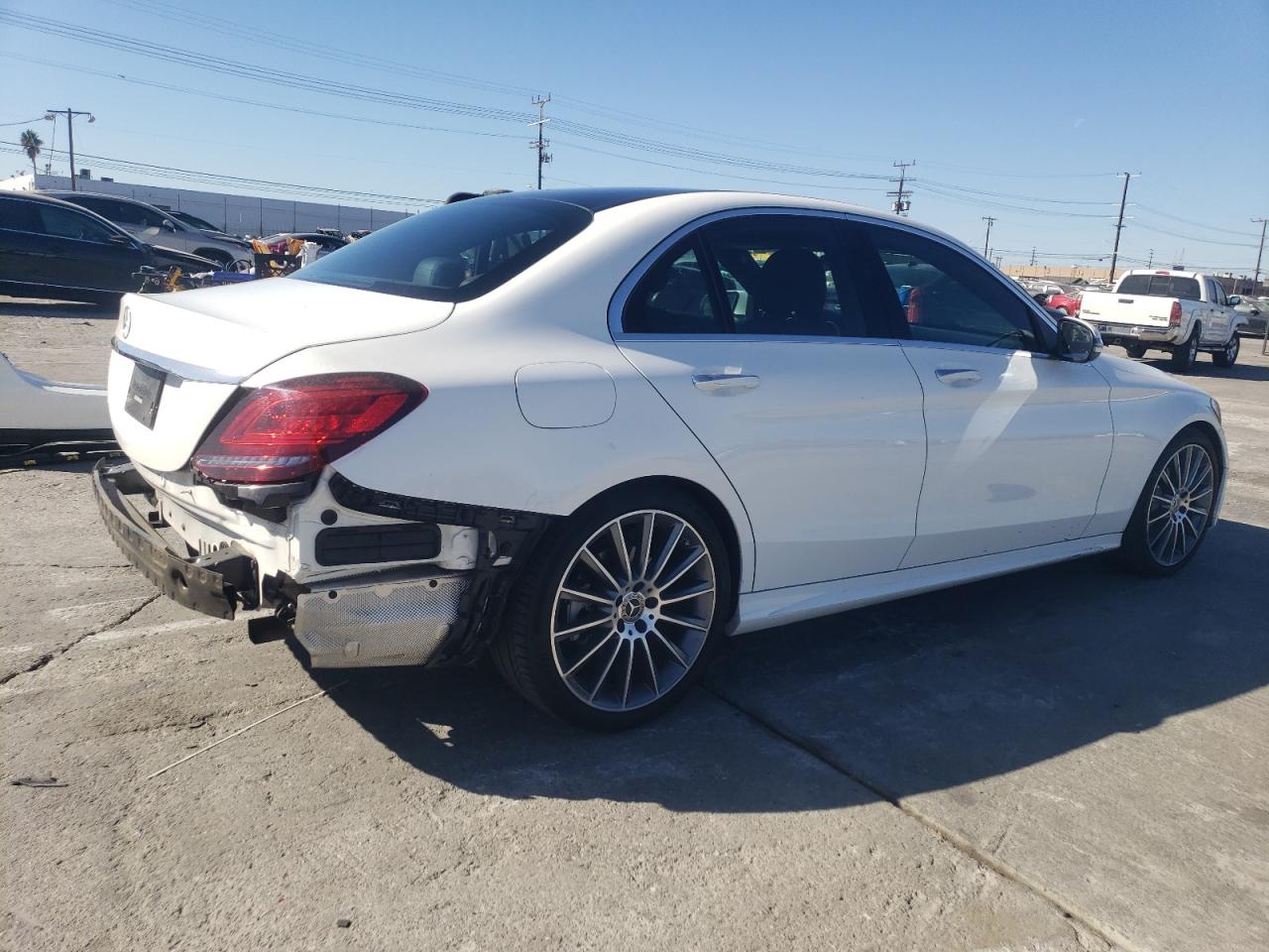 VIN 55SWF8DB9KU315661 2019 MERCEDES-BENZ C-CLASS no.3