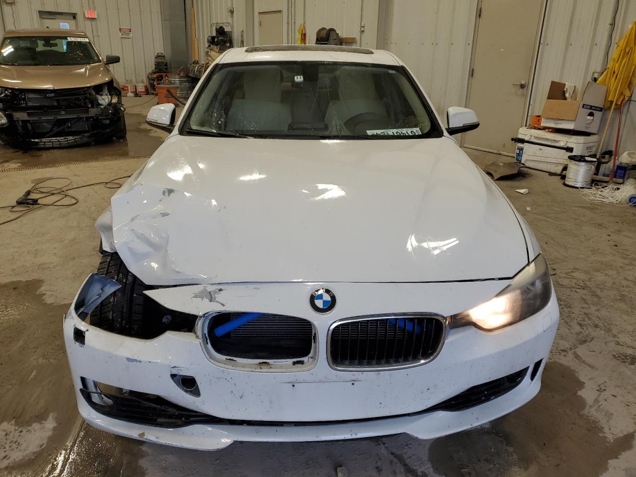 VIN WBA3B3G57DNR80049 2013 BMW 3 SERIES no.5