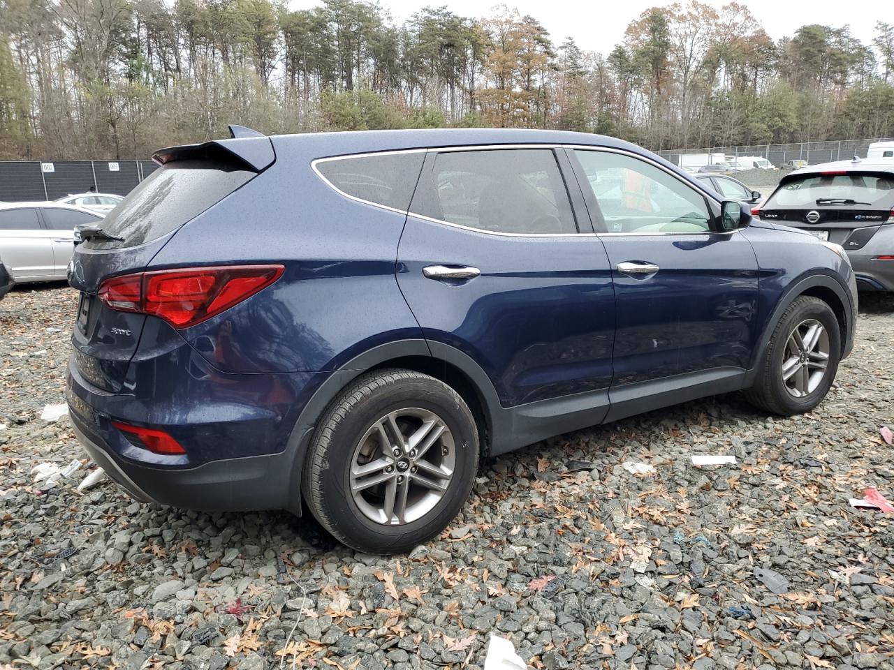 2017 Hyundai Santa Fe - Image 3
