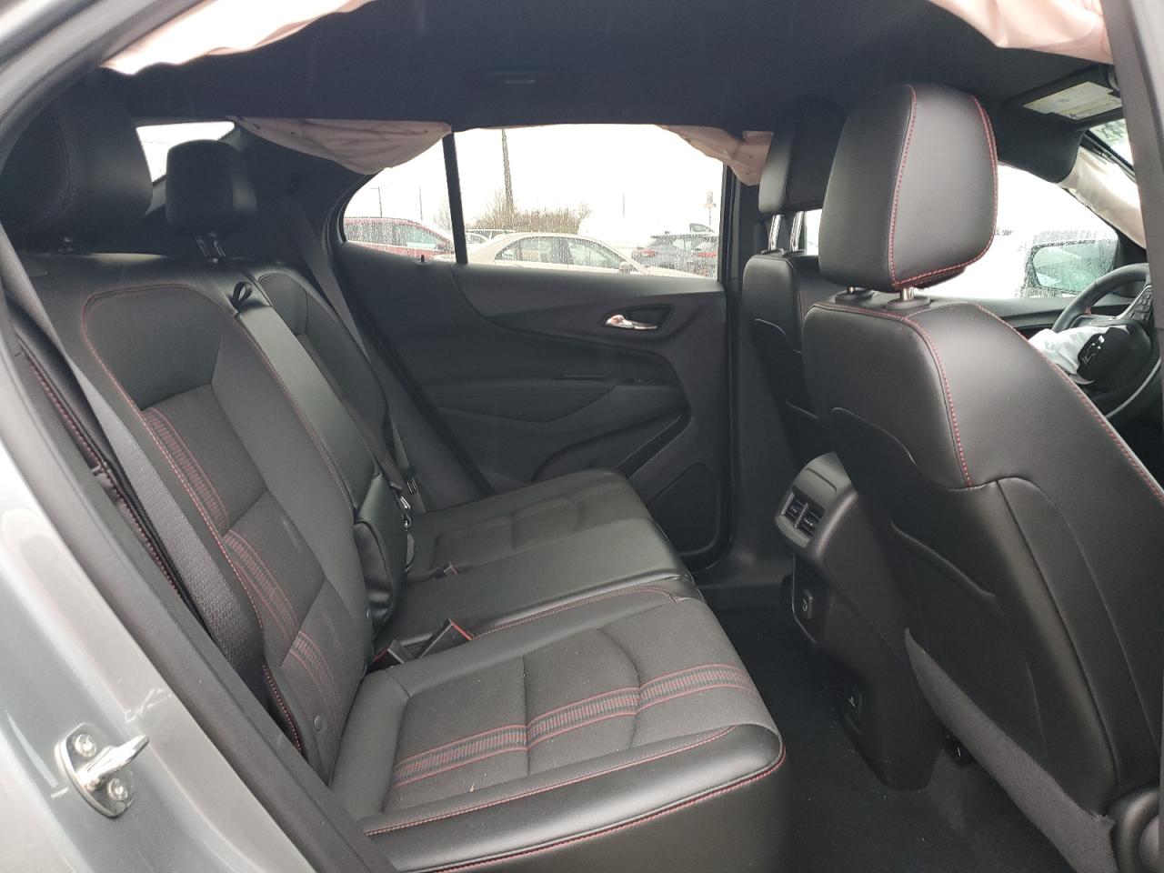 2023 Chevrolet Equinox - Image 11