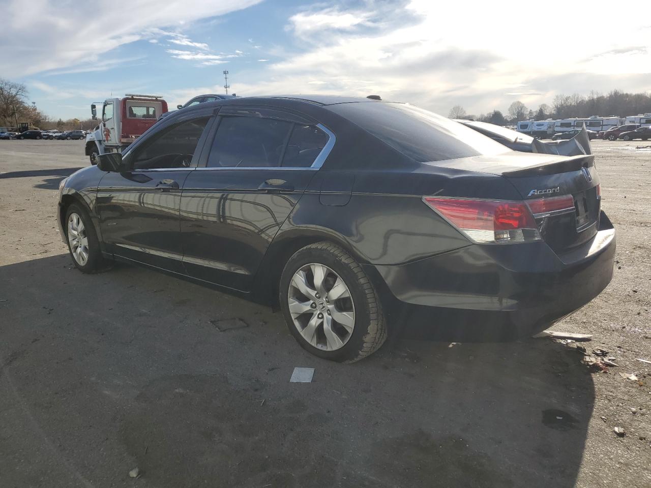 2011 Honda Accord - Image 2