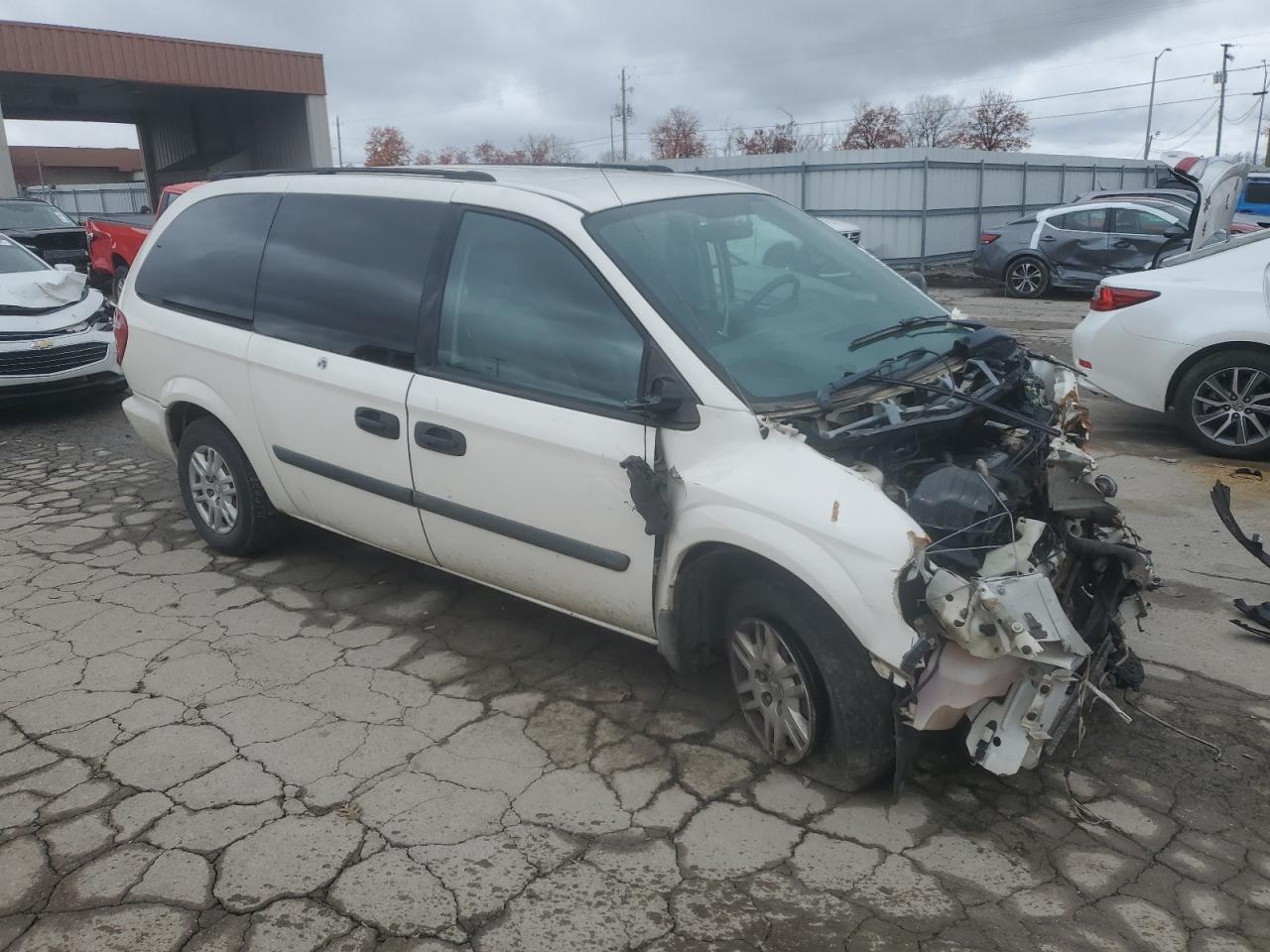 2005 Dodge Caravan - Image 4