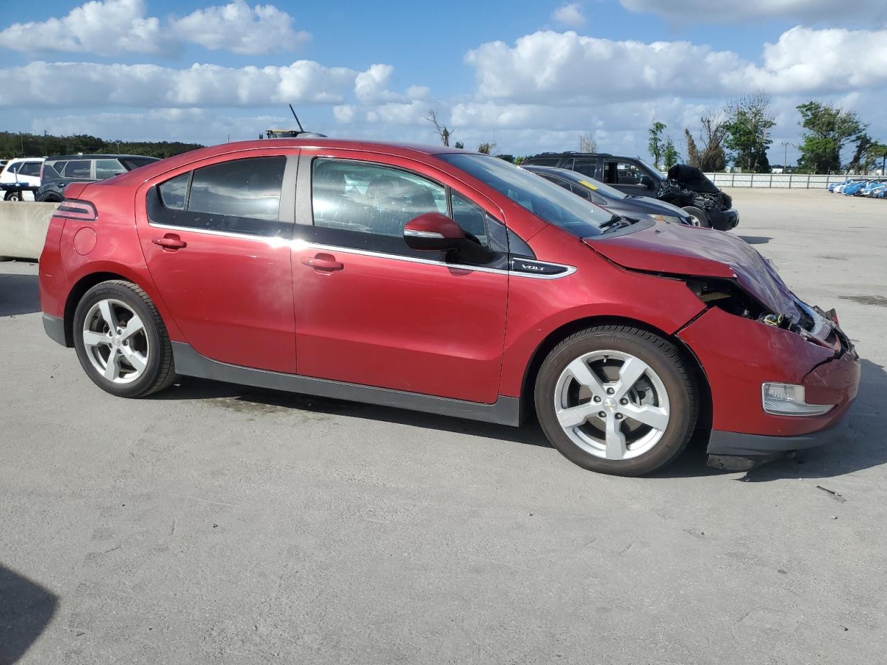 2015 Chevrolet Volt - Image 4