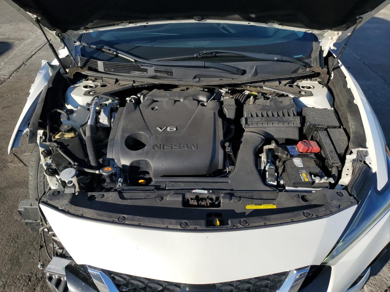 2019 Nissan Maxima - Image 13