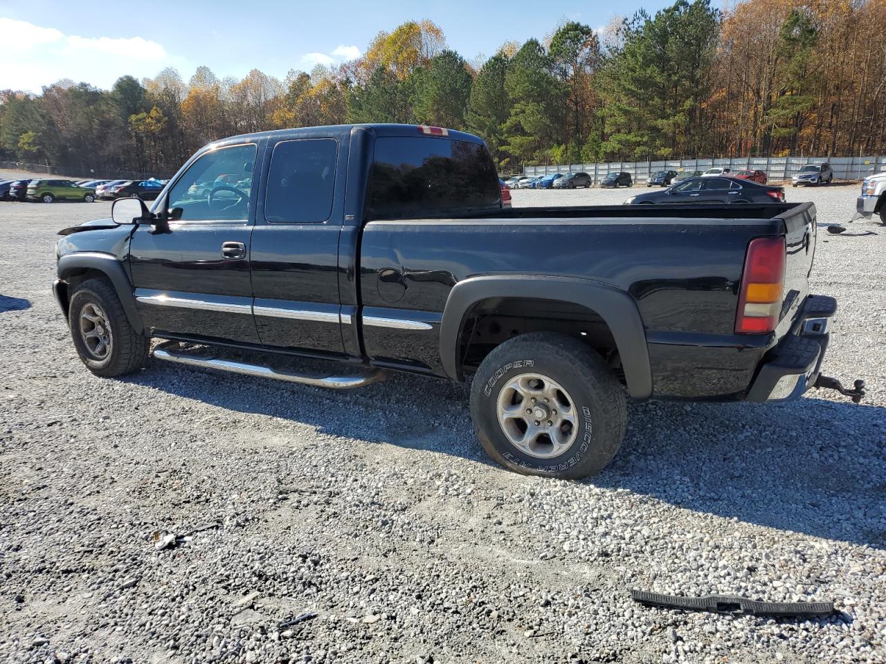 2001 GMC Sierra - Image 2