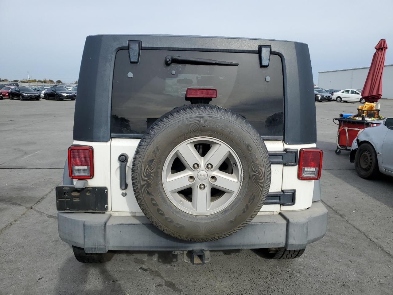 2007 Jeep Wrangler X VIN: 1J4GB39137L134557 Lot: 81539744